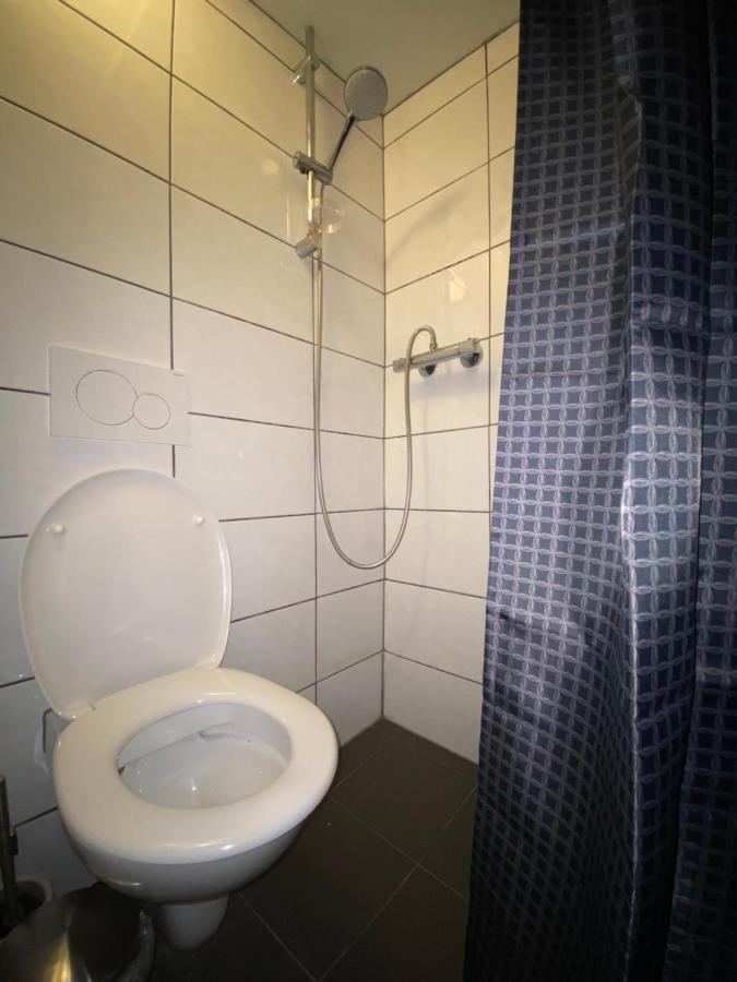 Hostel Utopia Amsterdam Ngoại thất bức ảnh
