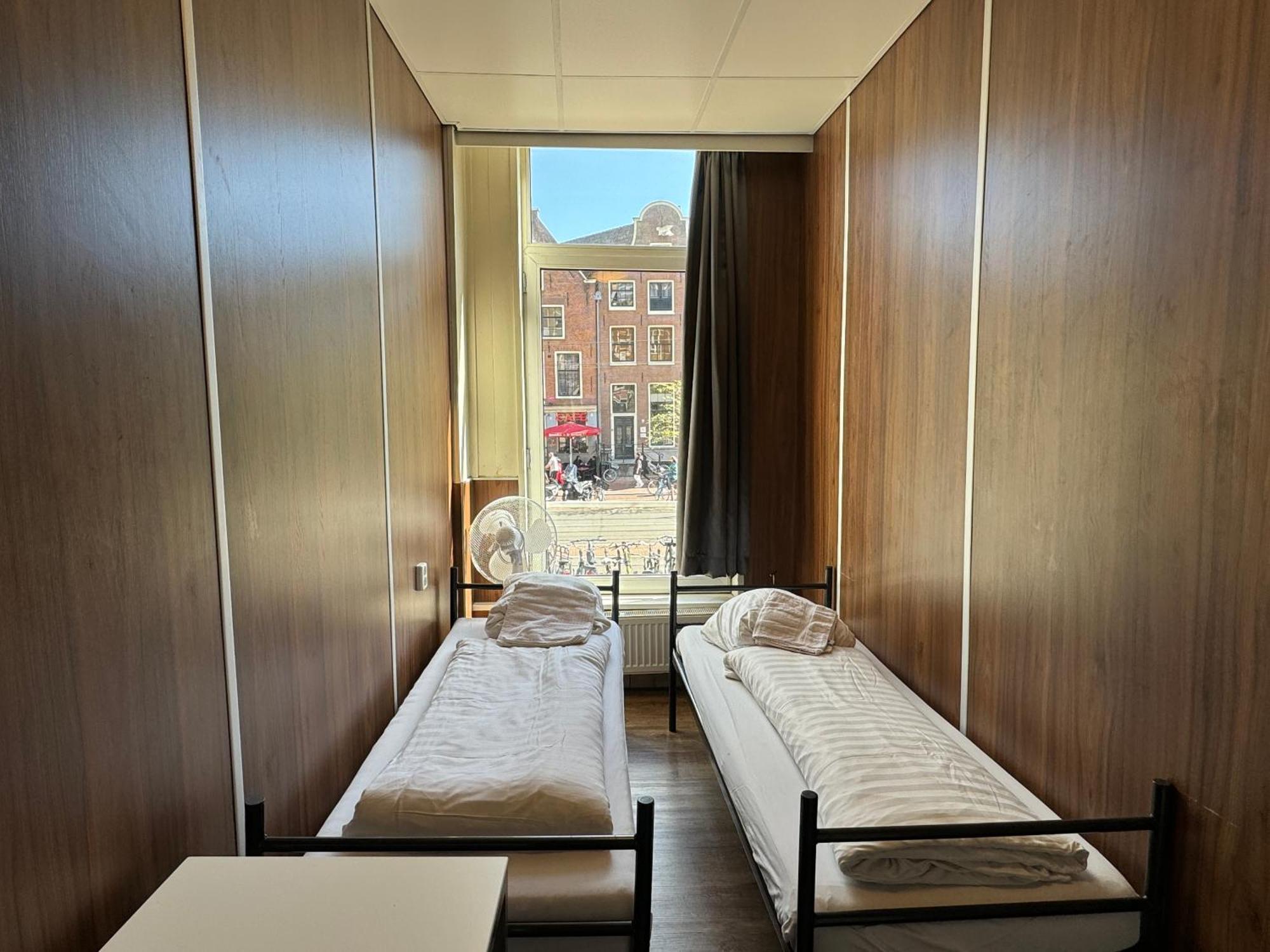Hostel Utopia Amsterdam Ngoại thất bức ảnh